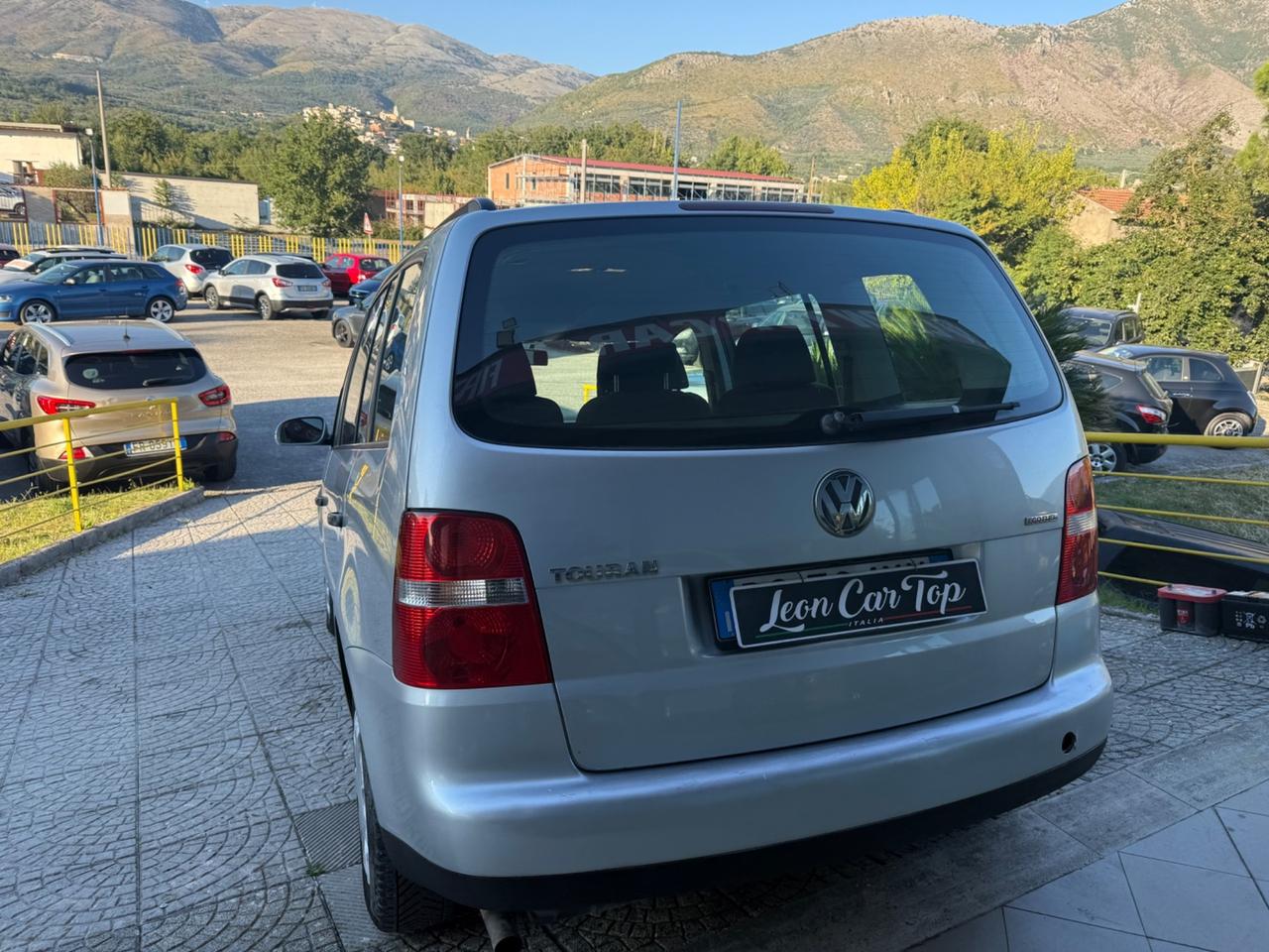 Volkswagen Touran 2.0 Highline Ecofuel garantita 12 mesi