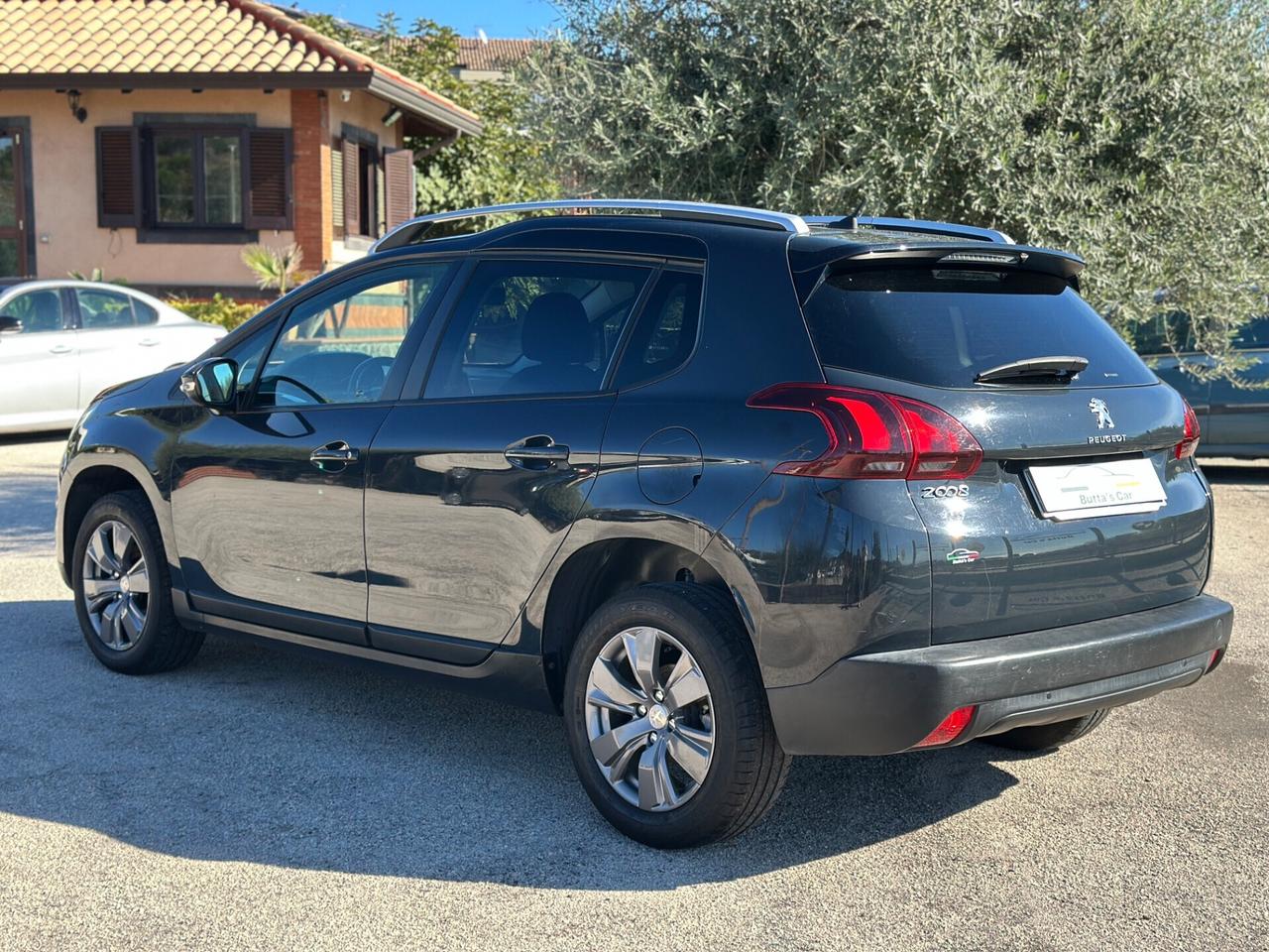 Peugeot 2008 BlueHDi 100 S&S Allure