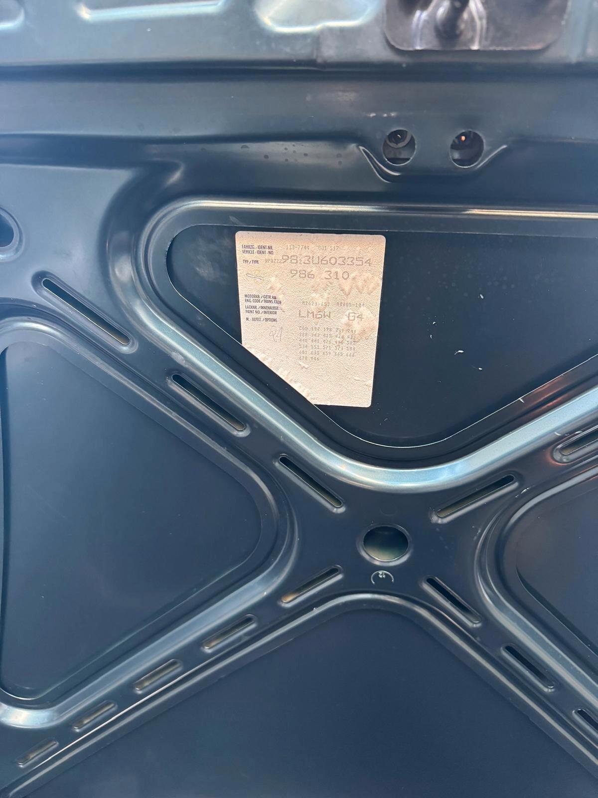 Porsche Boxster 2.7i 24V cat