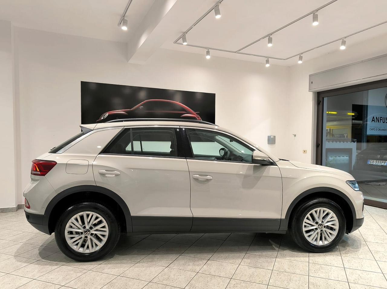 Volkswagen T-Roc 1.0 TSI Life