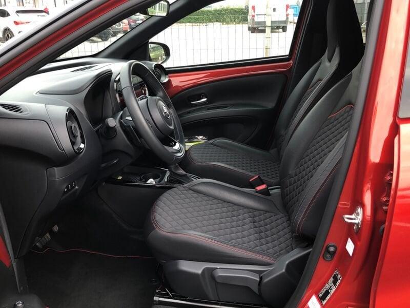 Toyota Aygo X 1.0B (72 CV) Lounge S-CVT