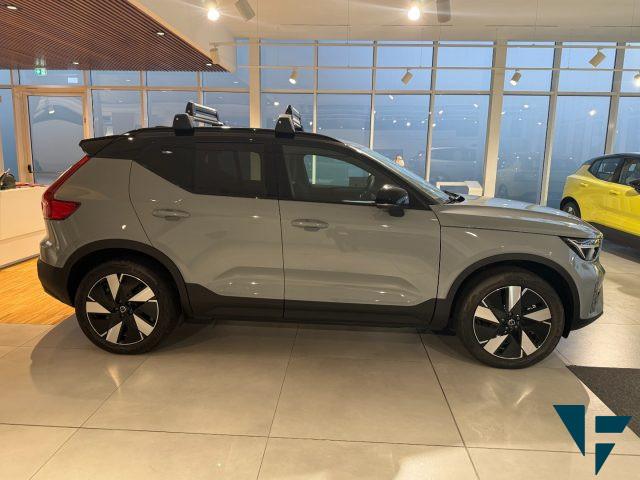 VOLVO XC40 Recharge Core 82kWh