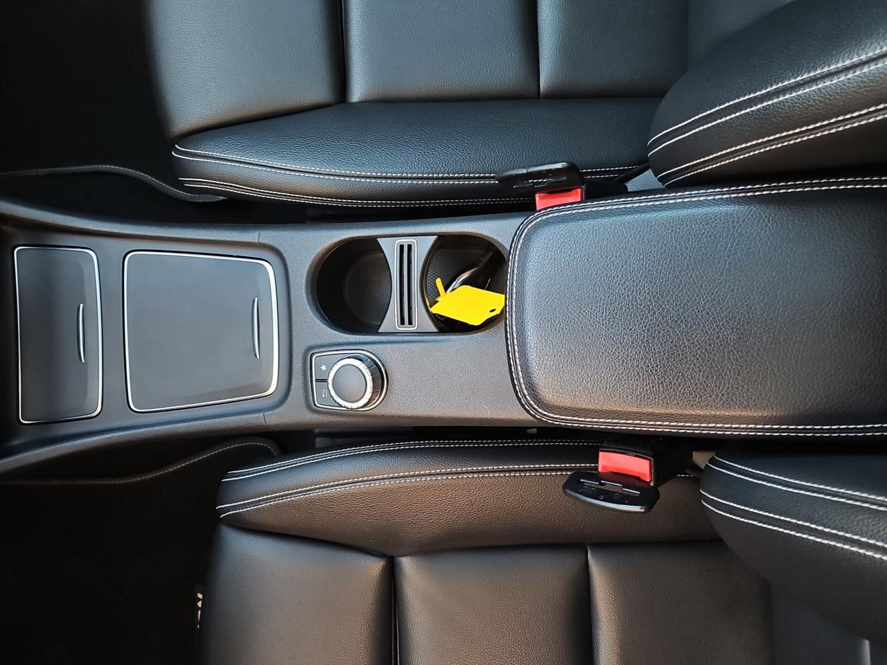 Mercedes-benz GLA 200 d Automatic Premium AMG FULL