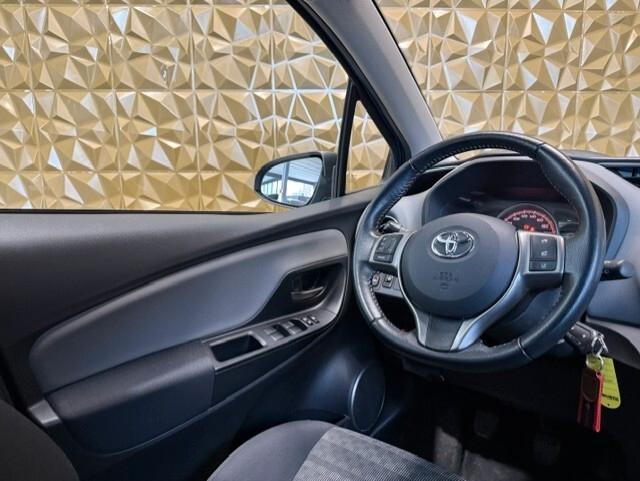 Toyota Yaris 1.0 5 porte Active