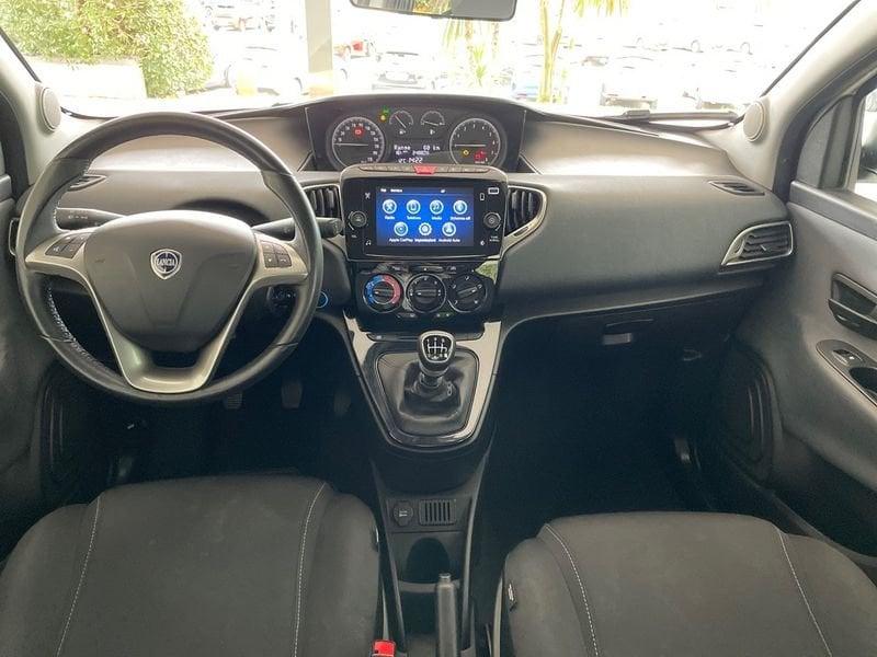 Lancia Ypsilon 1.0 FireFly 70cv S&S Hybrid GOLD