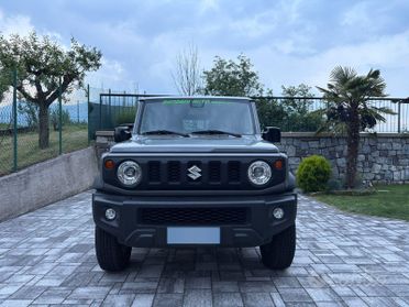 Suzuki Jimny autovettura 4 posti