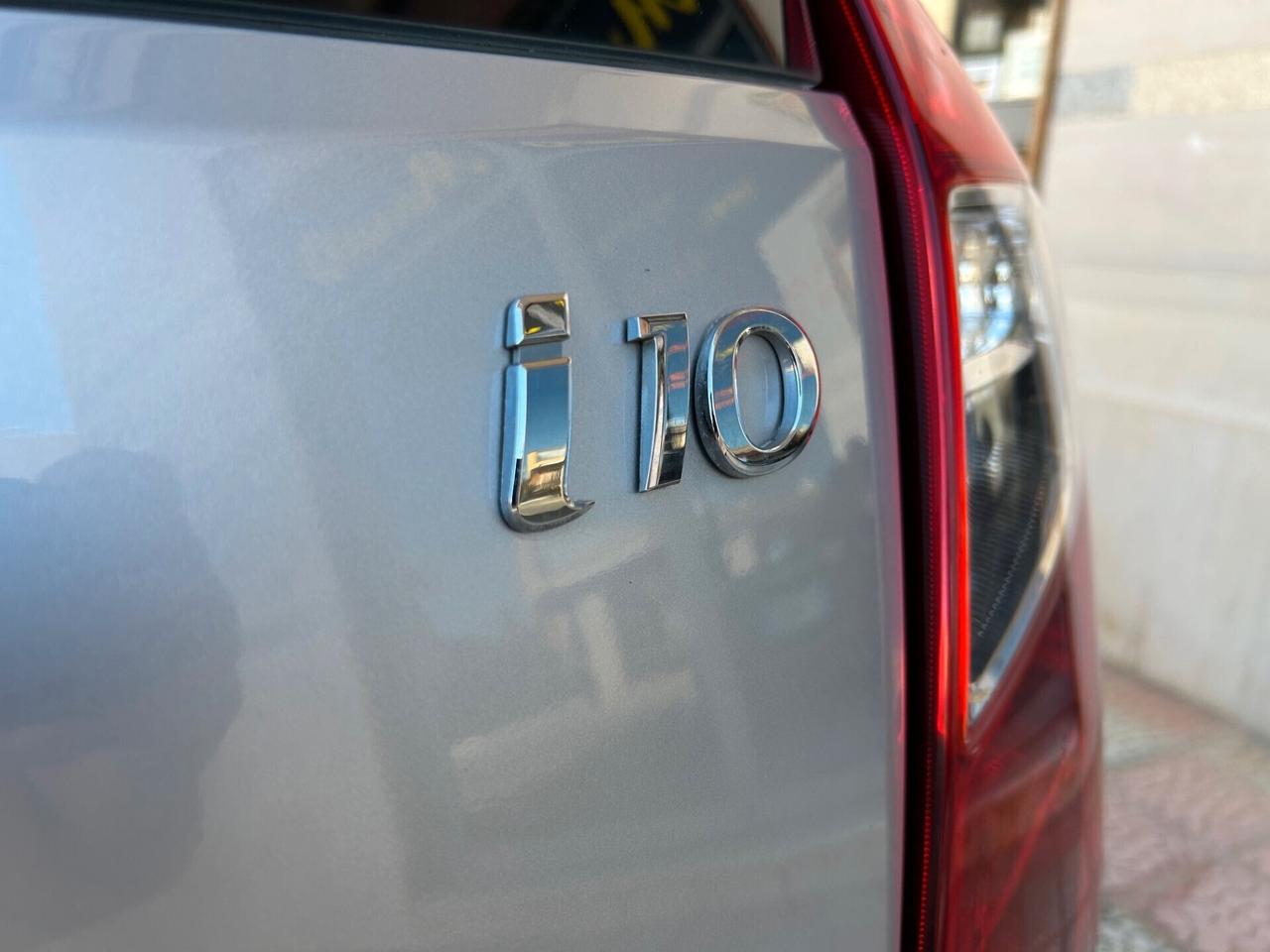 Hyundai i10 1.1 Benz 68cv COMFORT