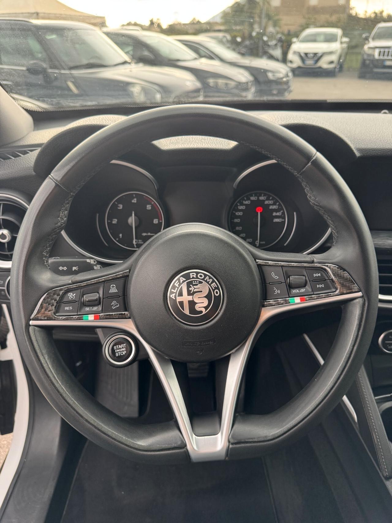 Alfa Romeo Stelvio 2.2 Turbodiesel 210 CV AT8 Q4 Business
