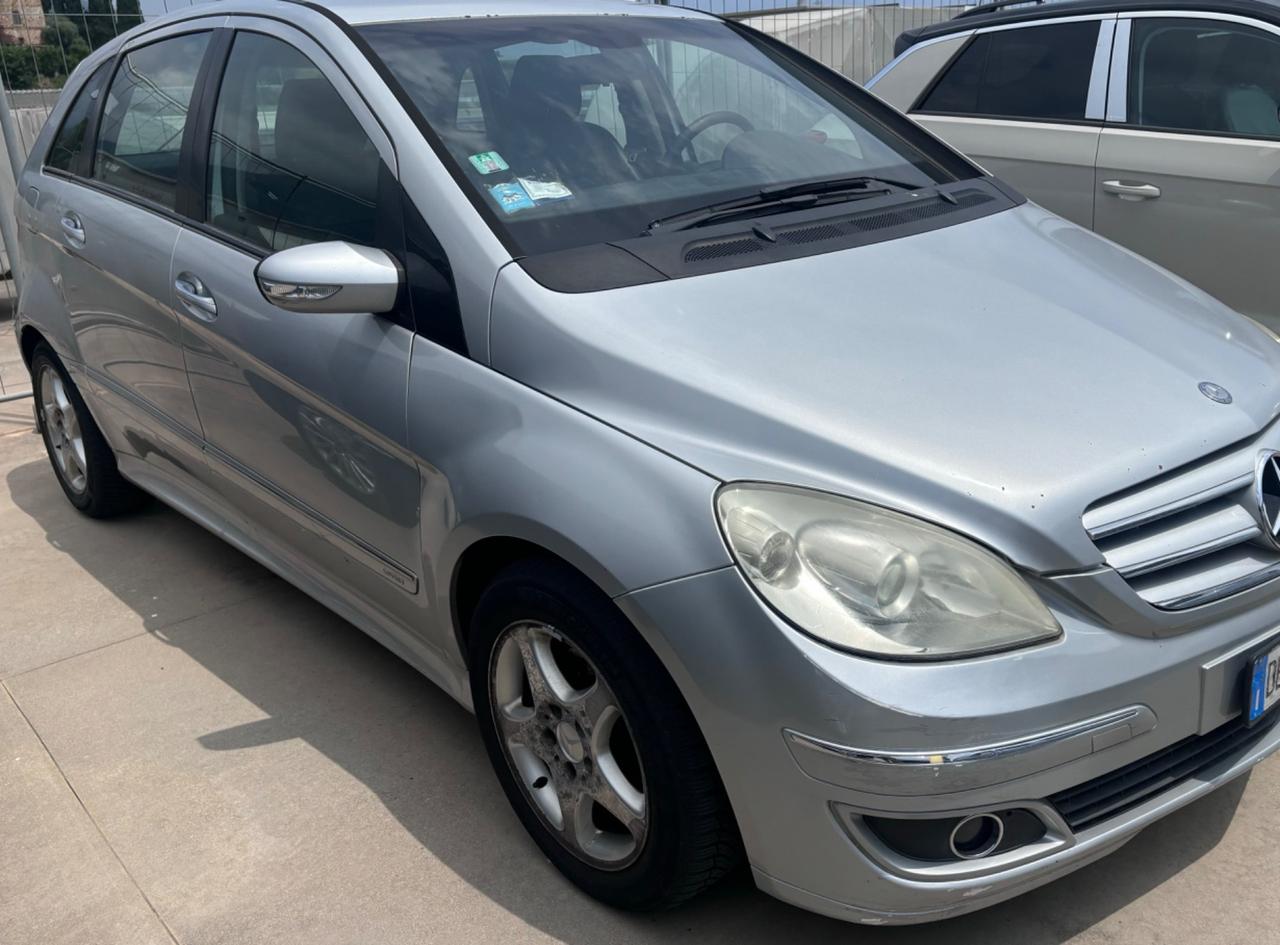Mercedes-benz B 200 CDI SPORT CV 140 MANUALE PELLE CERCHI