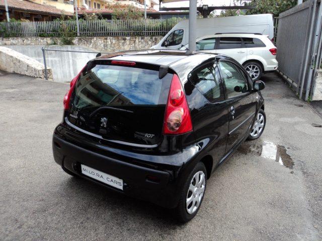 PEUGEOT 107 1.0 68CV 3p. Sweet Years