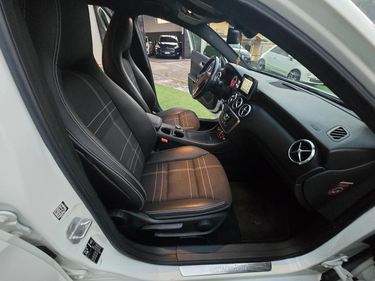 Mercedes A 180 CDI 109CV Premium 150000KM-2014
