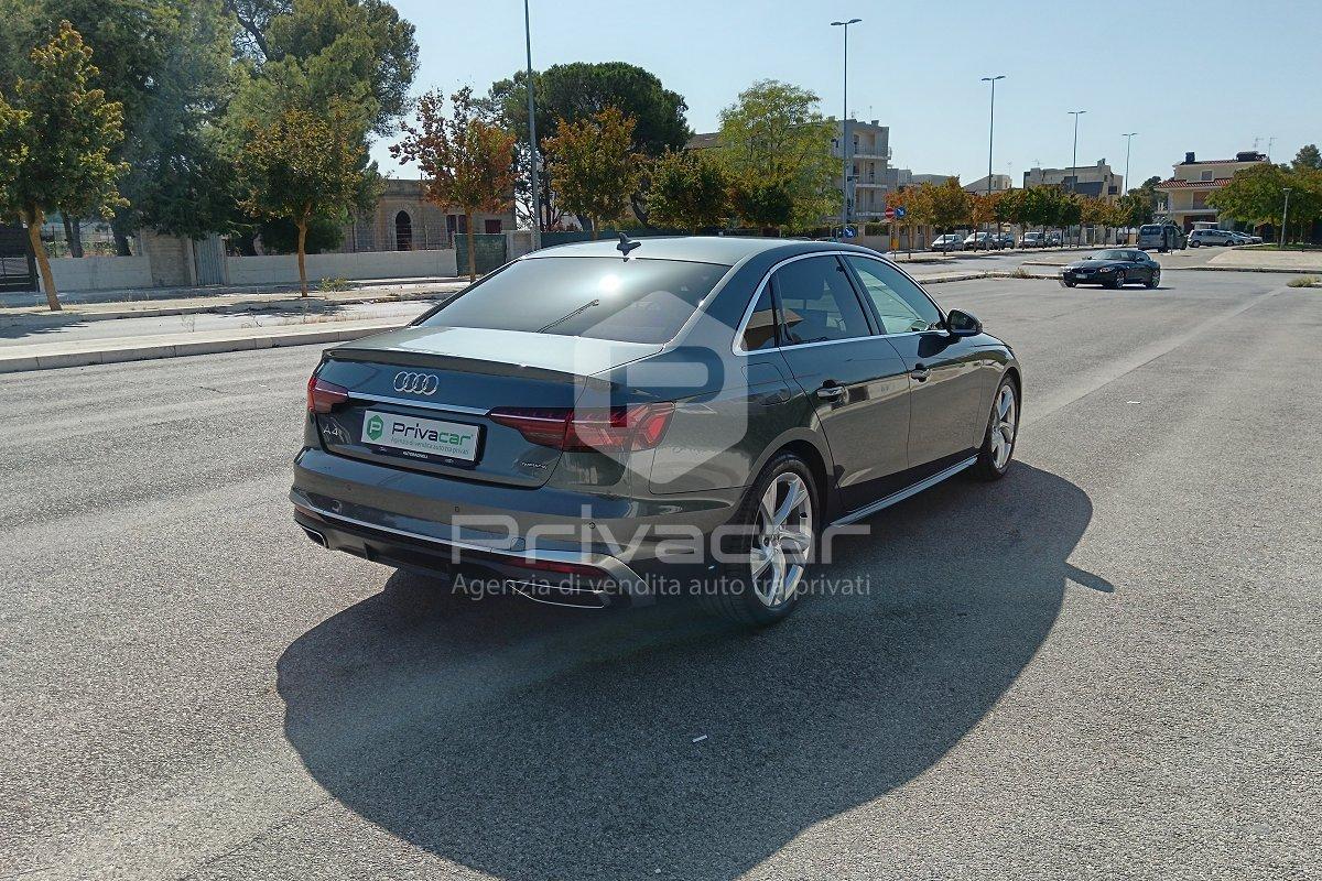 AUDI A4 40 TDI quattro S tronic S line edition