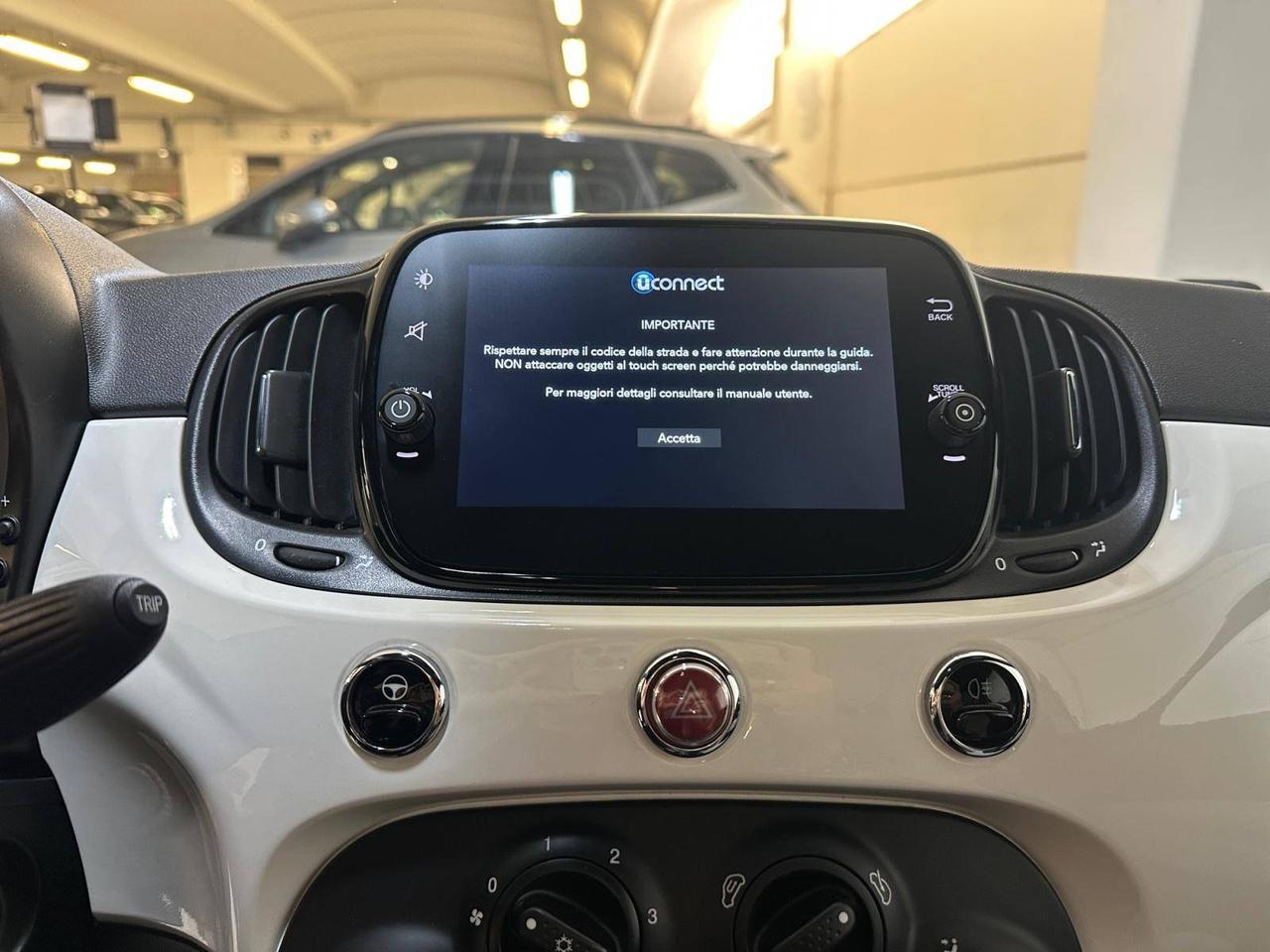 Fiat 500 1.0 hybrid Dolcevita 70cv