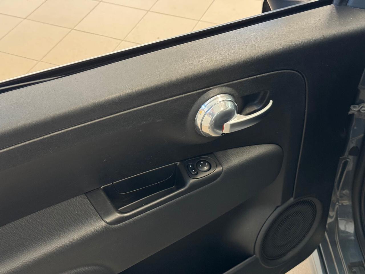 1.2cc 69CV TETTO PANORAMICO APRIBILE ELETTRICO