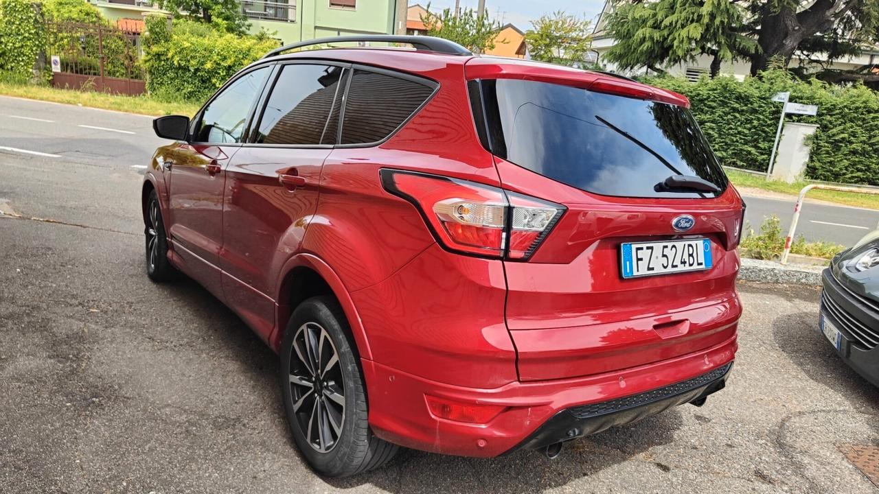 Ford Kuga 1.5 EcoBoost 120 CV S&S 2WD ST-Line