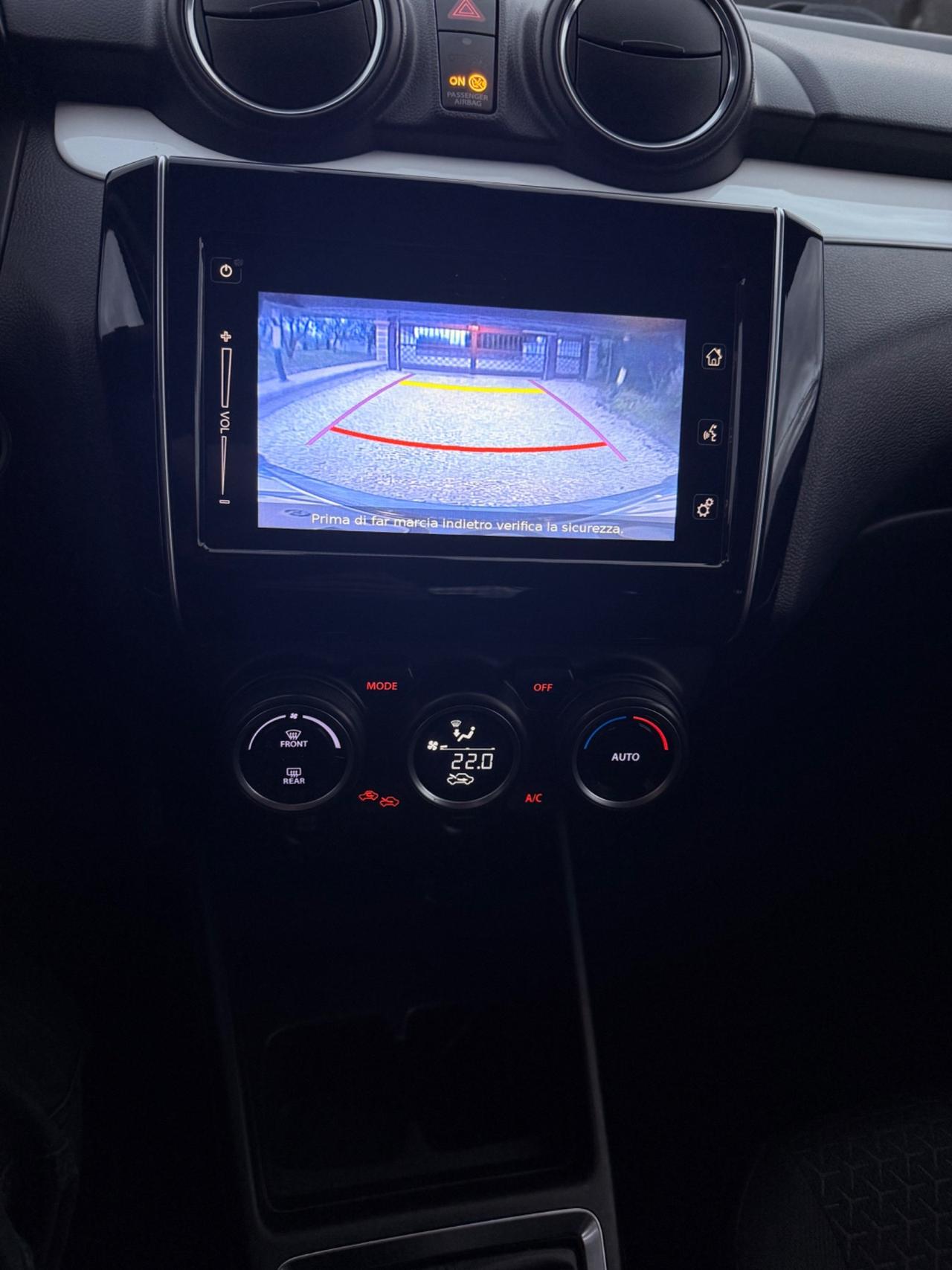 Suzuki Swift 1.2 Hybrid Top