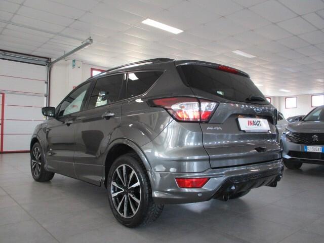 Ford Kuga 2.0 TDCI 150 CV S&S 4WD ST-Line