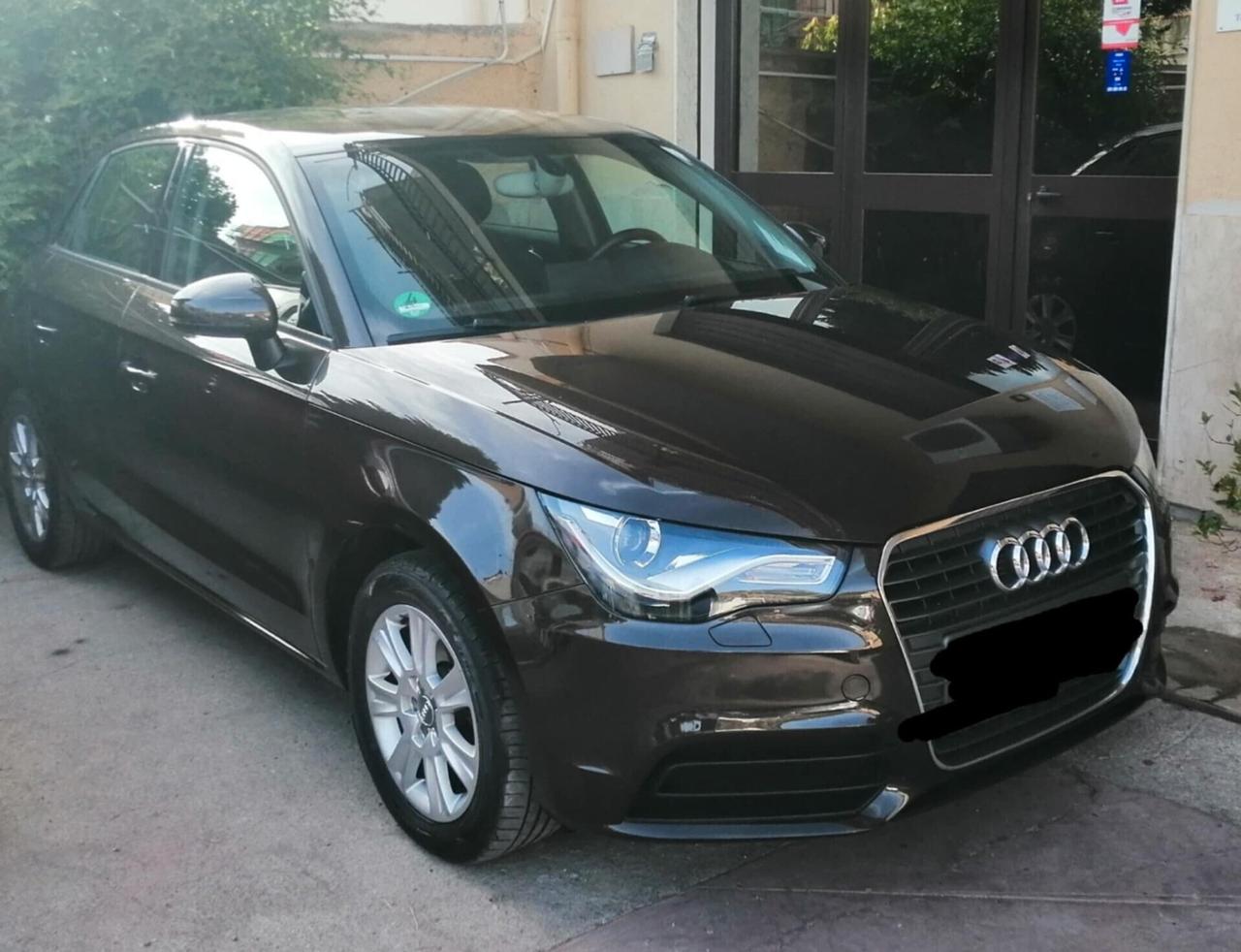 AUDI A1 1.6 TDI 105CV AMBITION 2015 BI-XENON