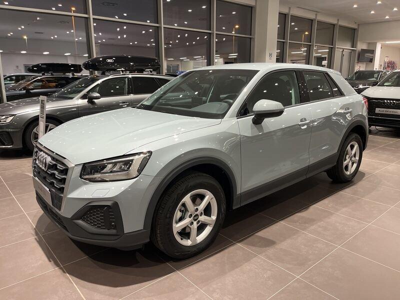 Audi Q2 Audi Business 30 TFSI 85(116) kW(CV) 6-marce