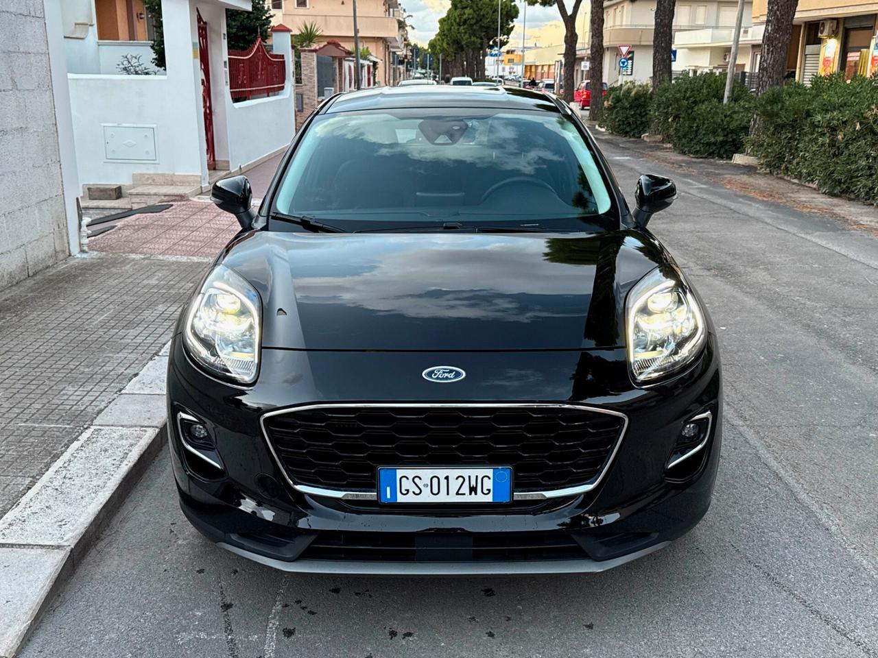 Ford Puma 1.0 EcoBoost Hybrid PELLE LED NAVI 2023