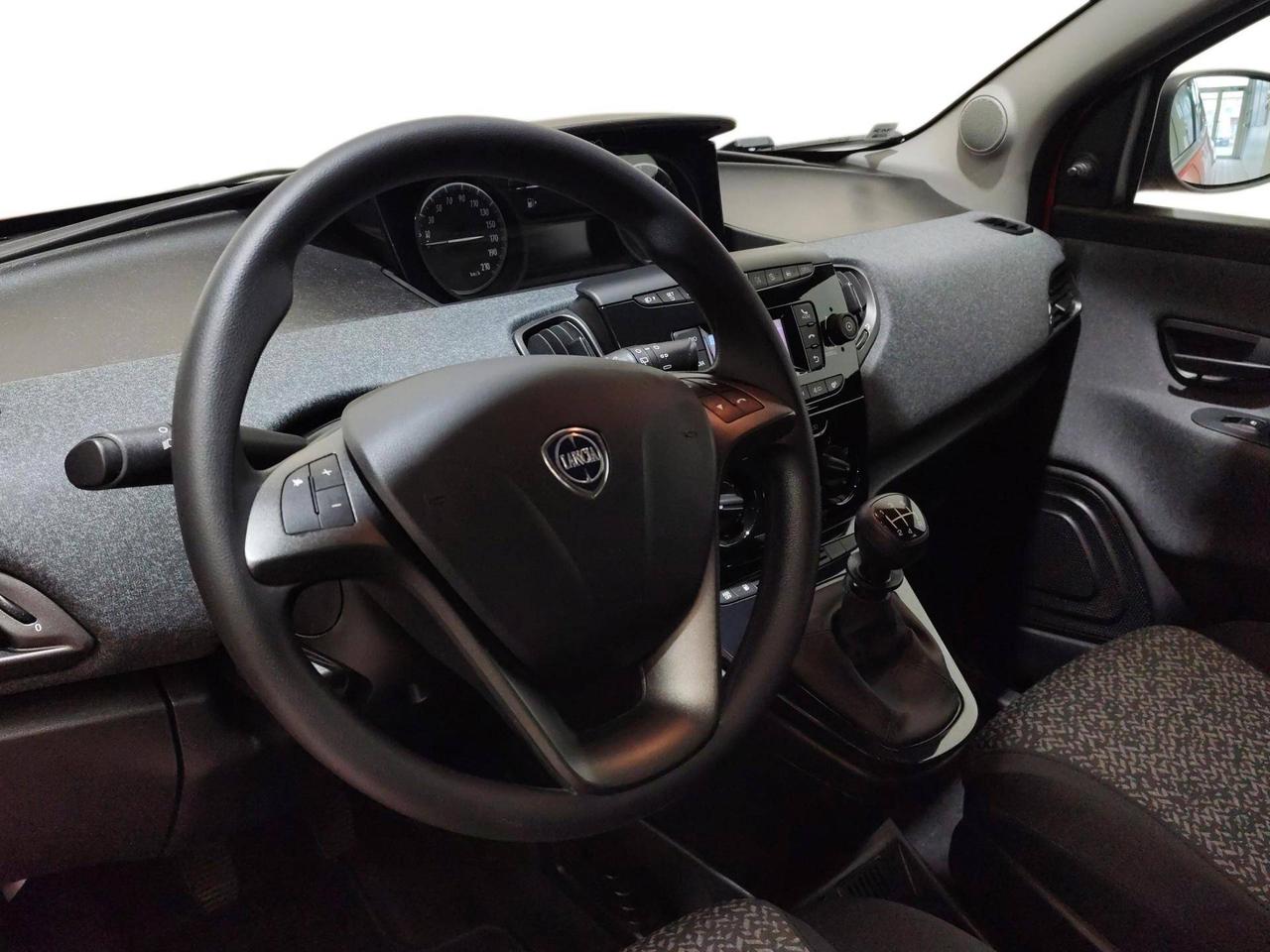 Lancia Ypsilon 1.2 Silver Gpl 69cv