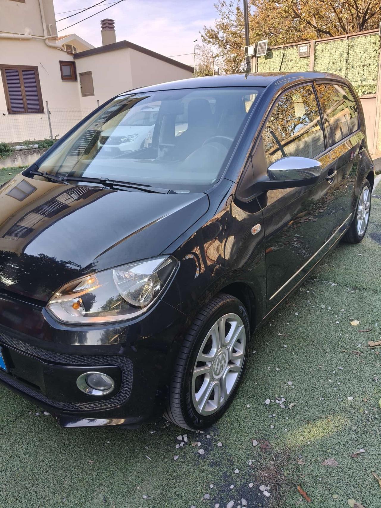VOLKSWAGEN UP 1000 A METANO 5P FULL OPTIONAL