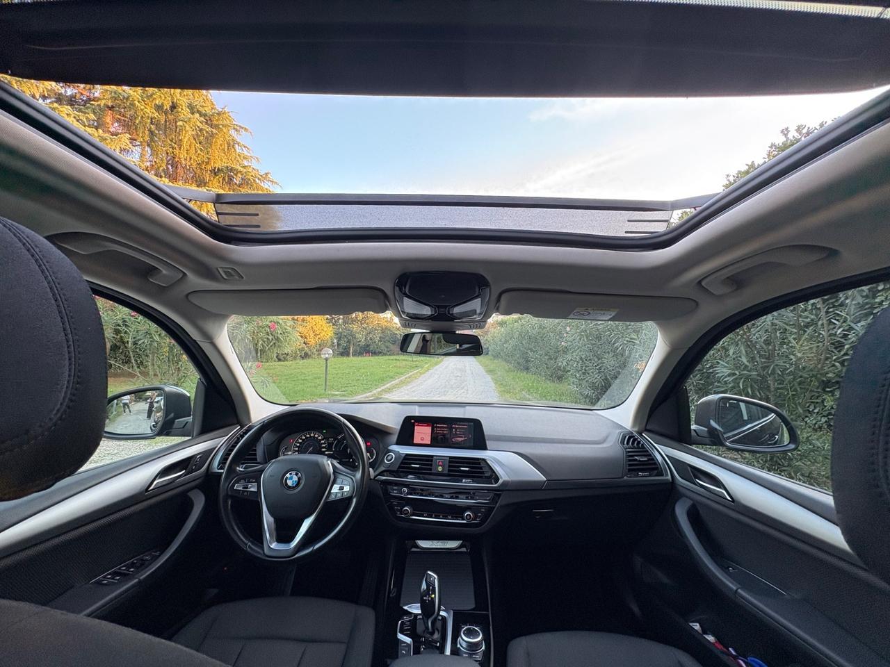 Bmw X3 xdrive30e Business PHEV - Tetto Panoramico Apribile