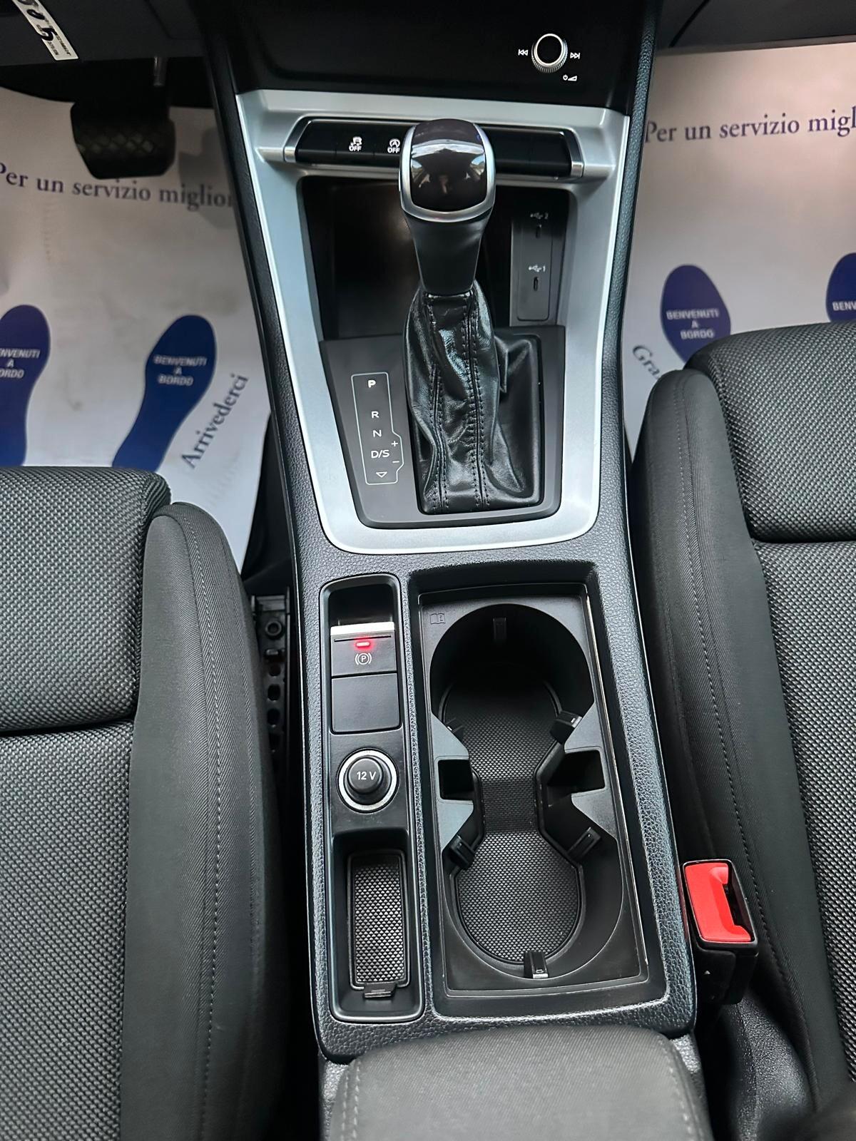 Audi Q3 35 TDI S tronic Advanced FARI MATRIX
