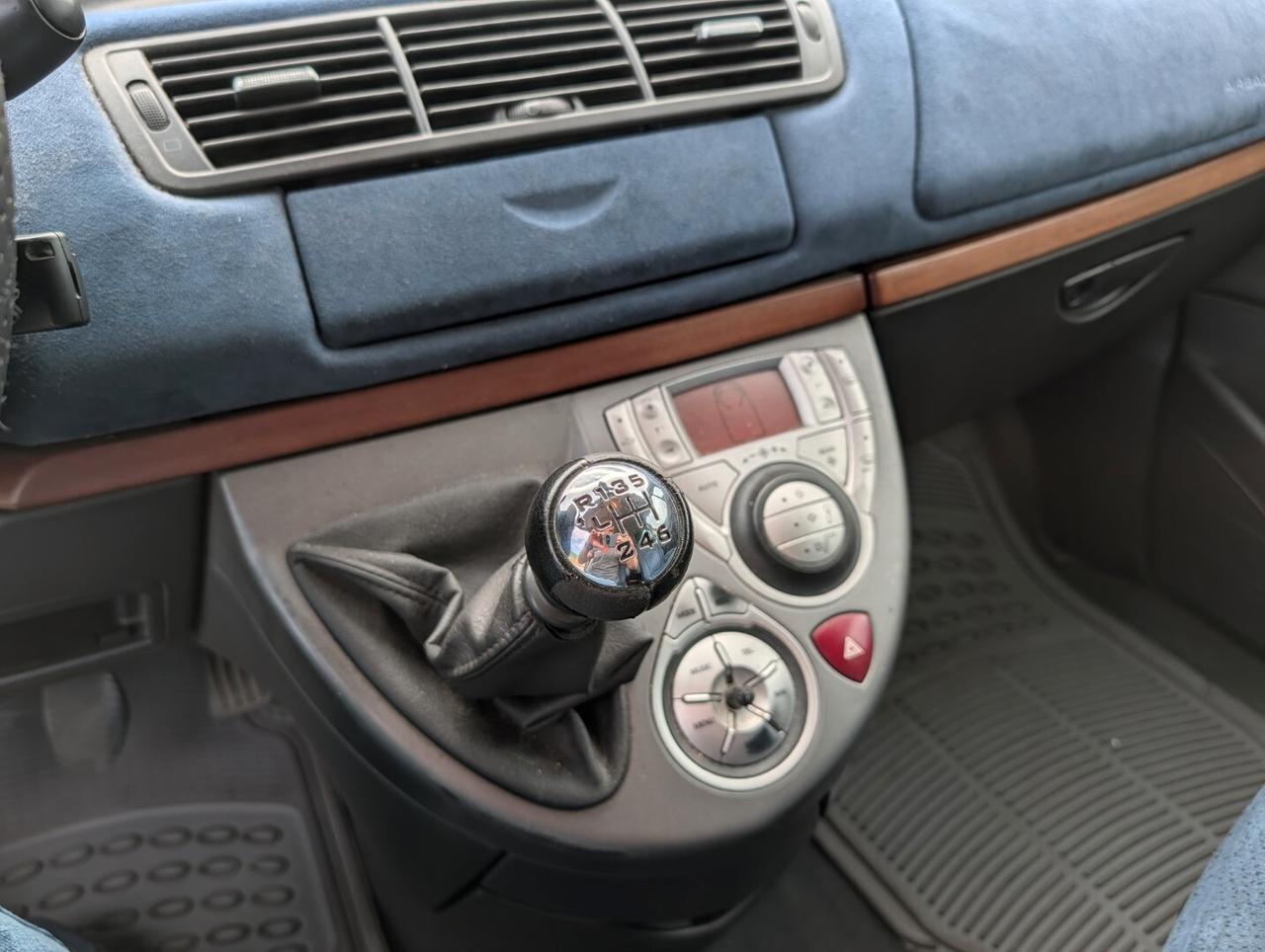 Lancia Phedra 2.0 MJT 136 CV Emblema