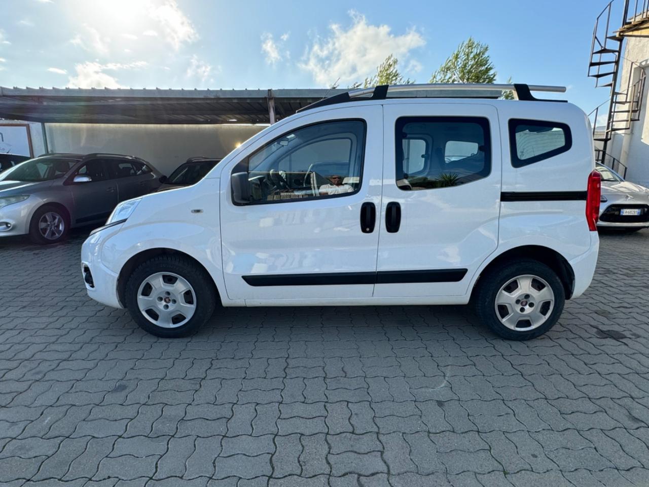 Fiat Qubo 1.3 MJT 95 CV ivato eu 6b Lounge