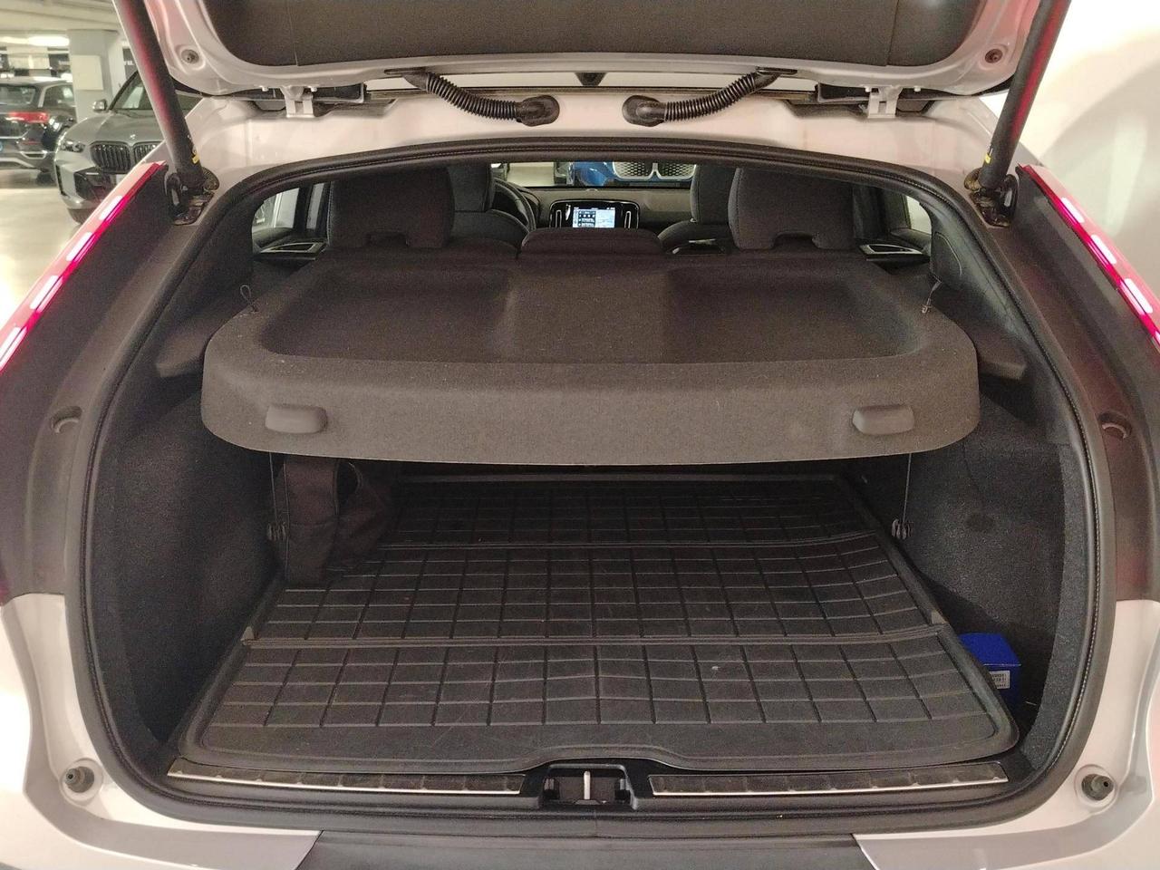 Volvo C40 Single Motor Plus FWD