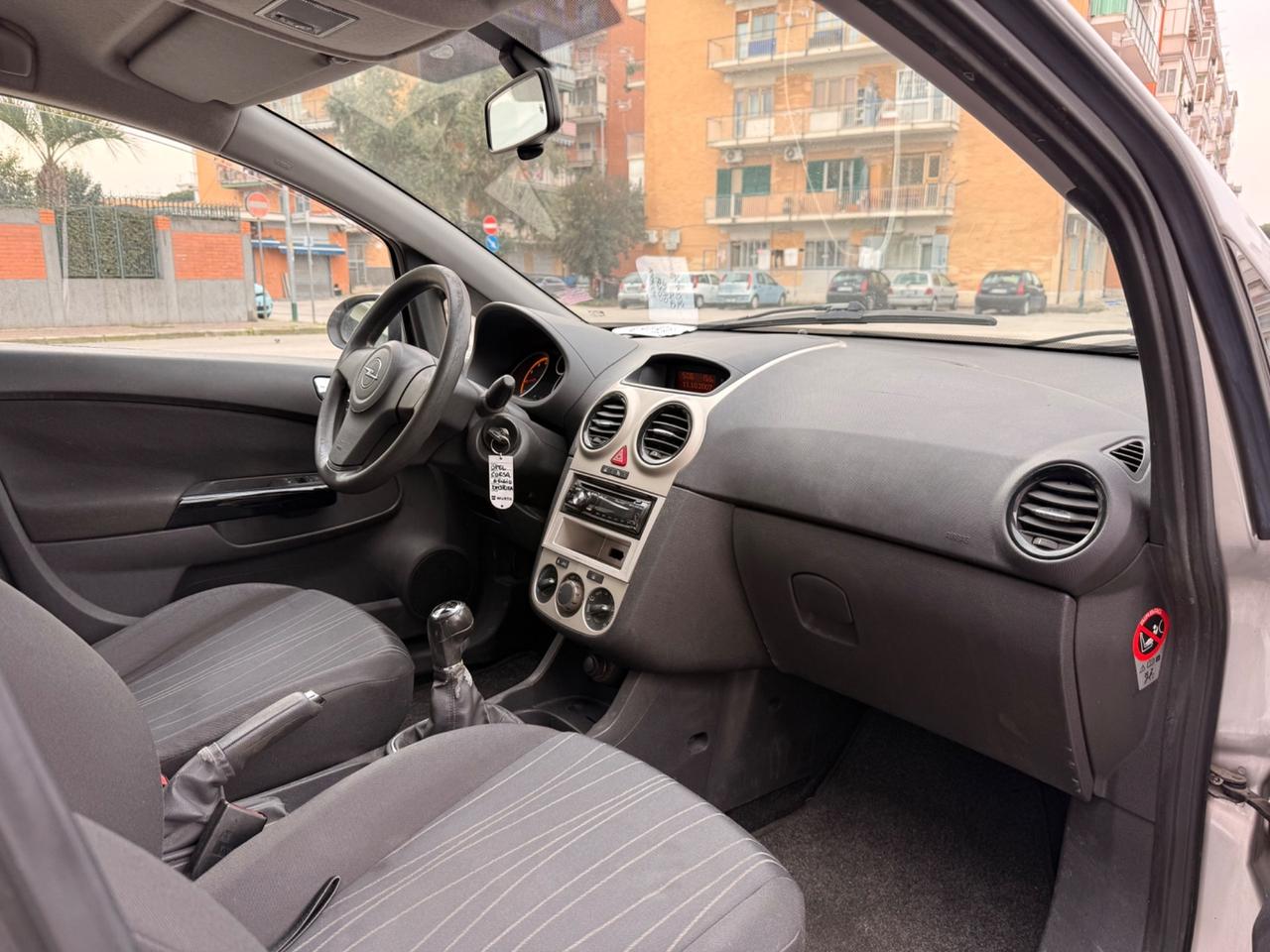 Opel Corsa Restayling 1.2 benz 5 porte Full Perfetta