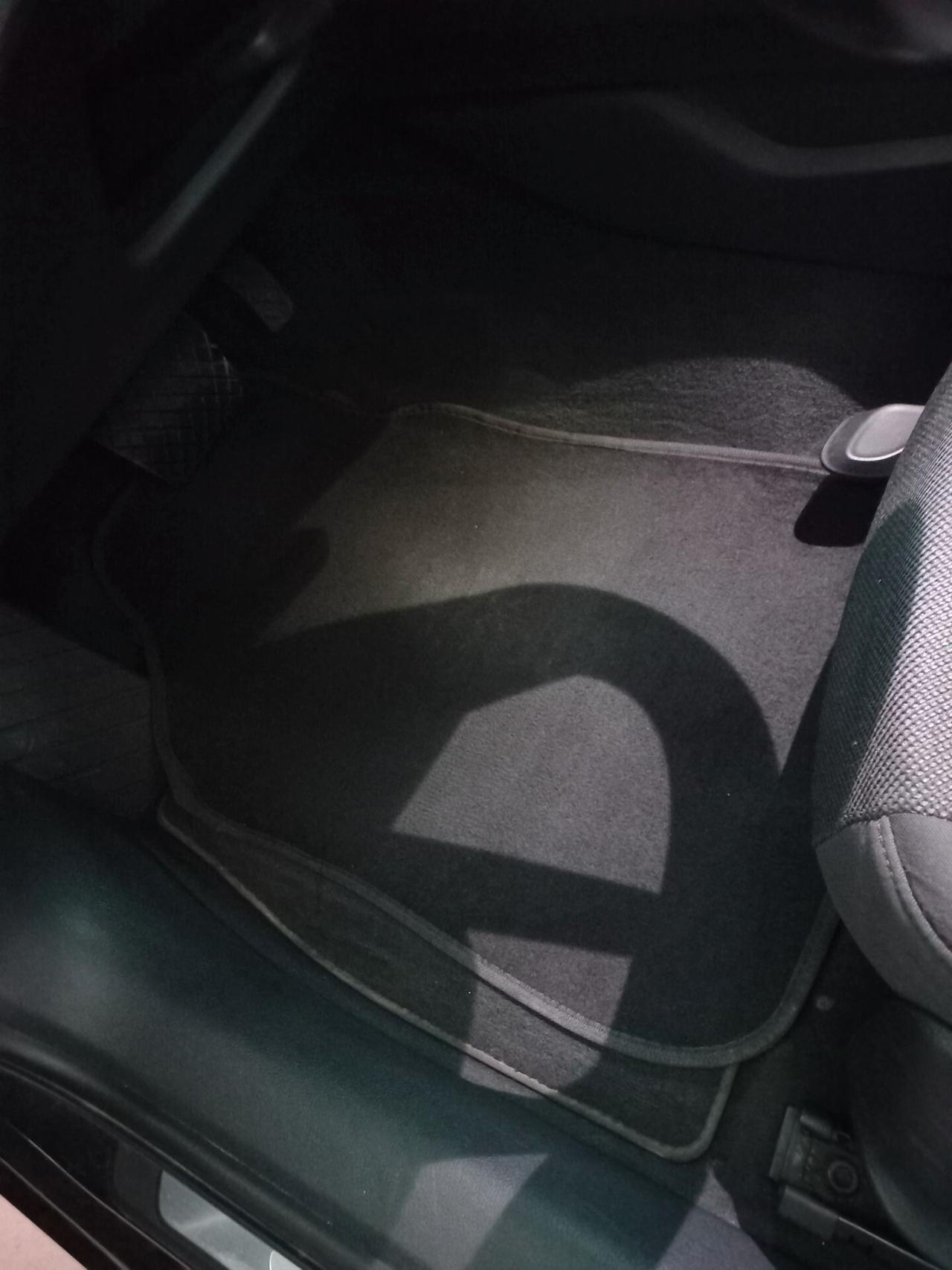 Audi A4 Avant 2.0 TDI 122 CV S tronic Business