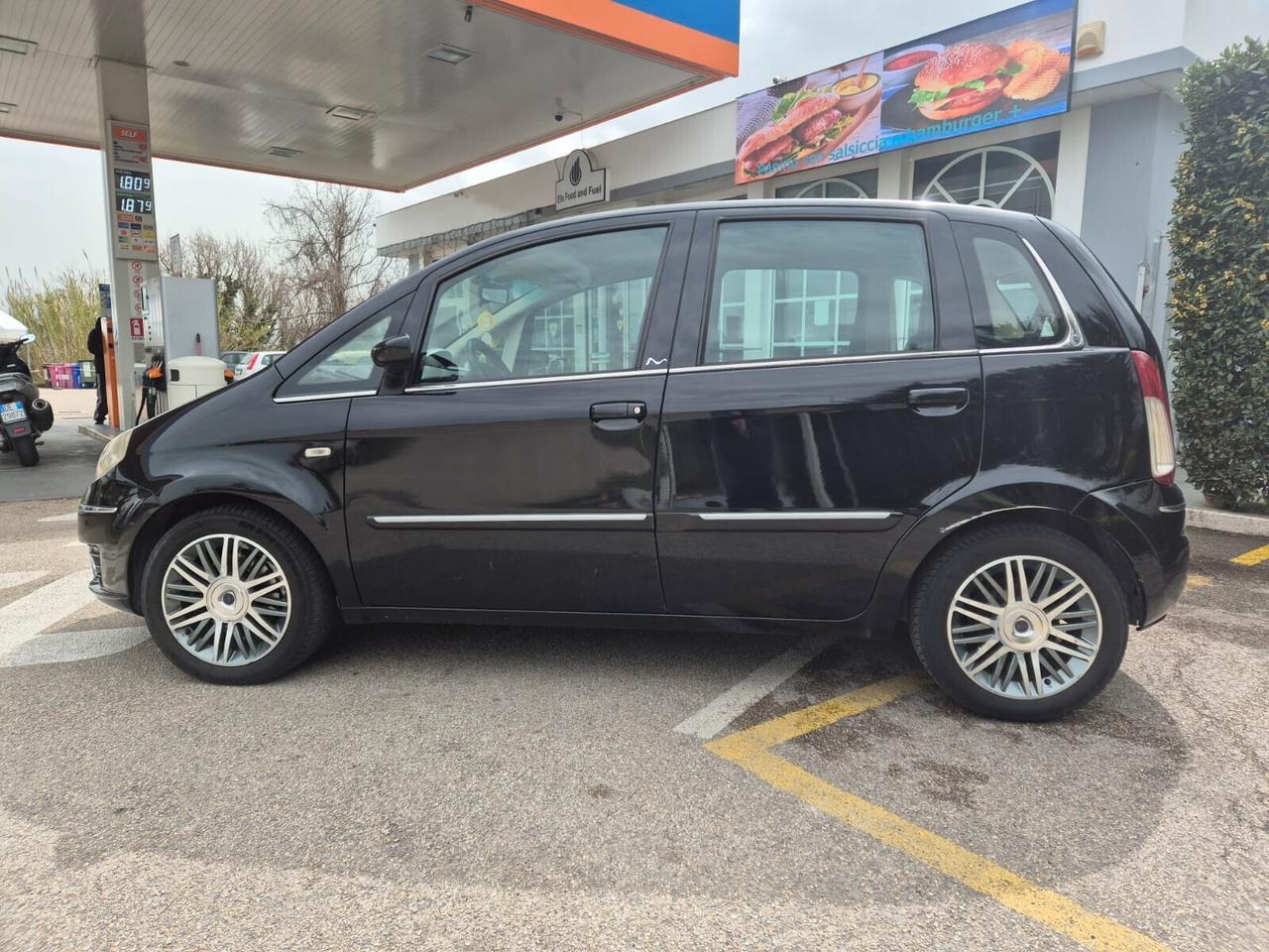 Lancia MUSA 1.9 Multijet Oro