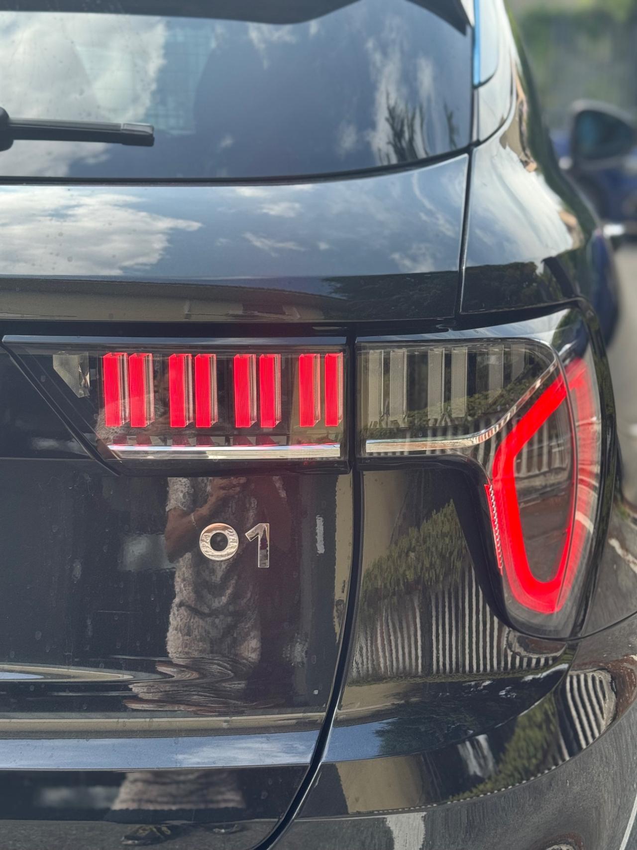 Lynk&co 01 PHEV (192 kw)