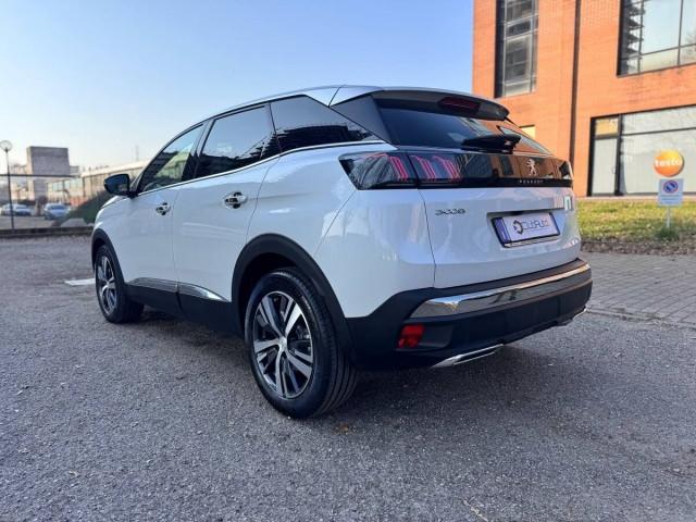 Peugeot 3008 II 1.2 hybrid 48V Allure Pack 136cv e-dcs6