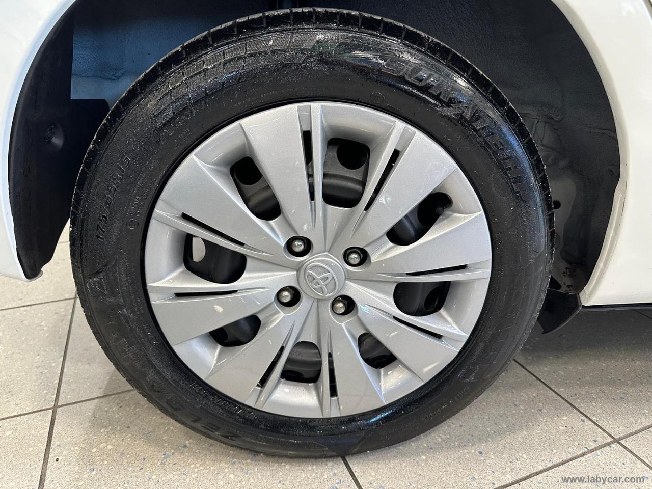 TOYOTA Yaris 1.0 5p. Active