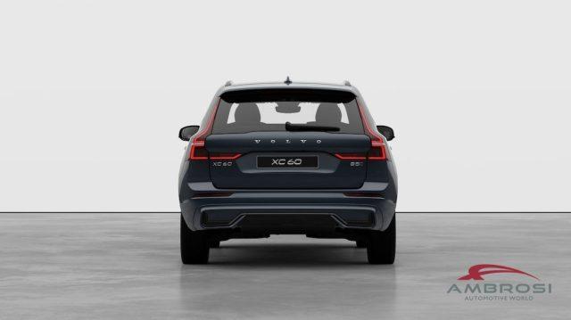 VOLVO XC60 B5 AWD Mild hybrid Benzina Plus Dark