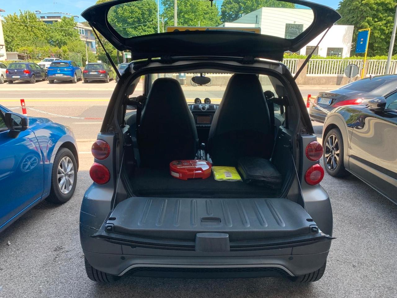 Smart ForTwo 1000 52 kW MHD coupé passion