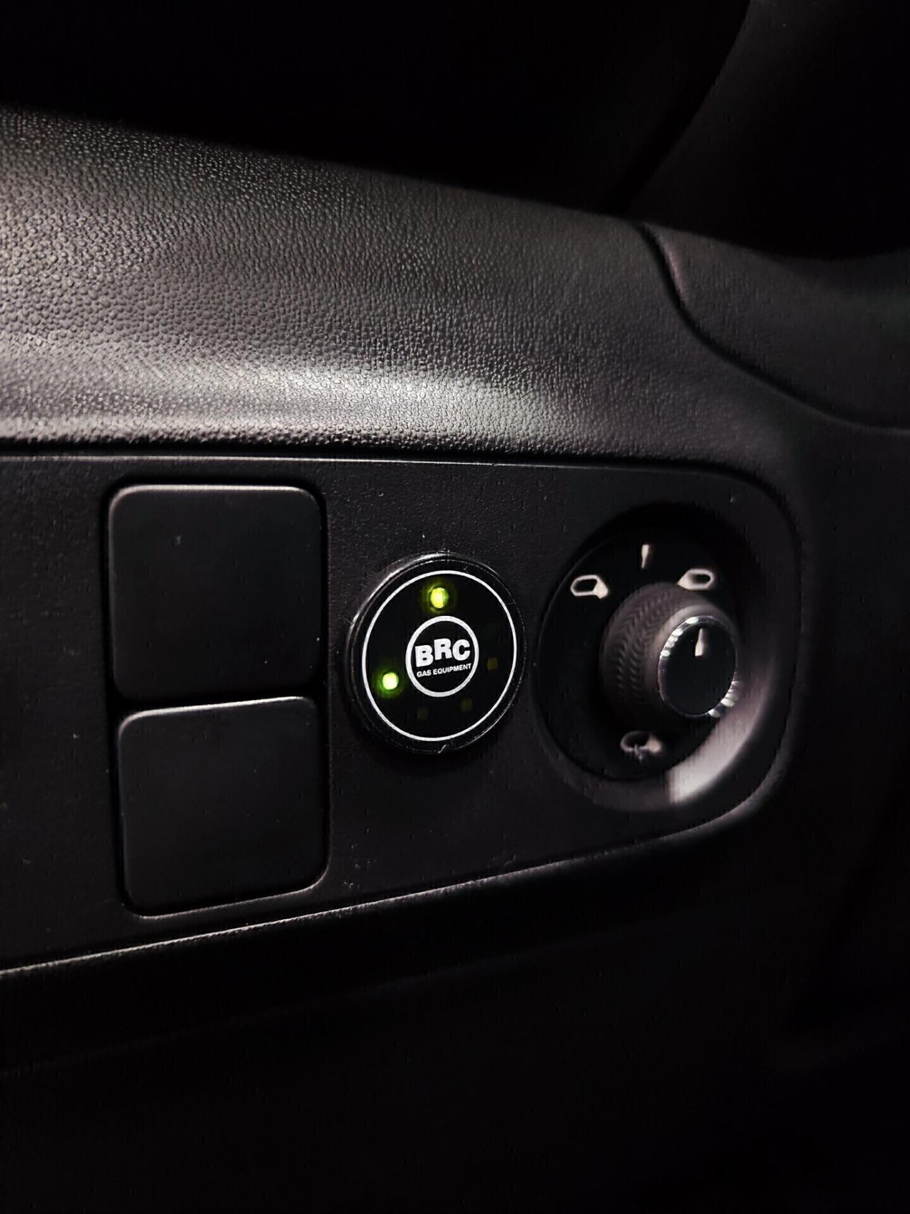 Citroen C3 PureTech 1,2 82cv S&S Shine GPL