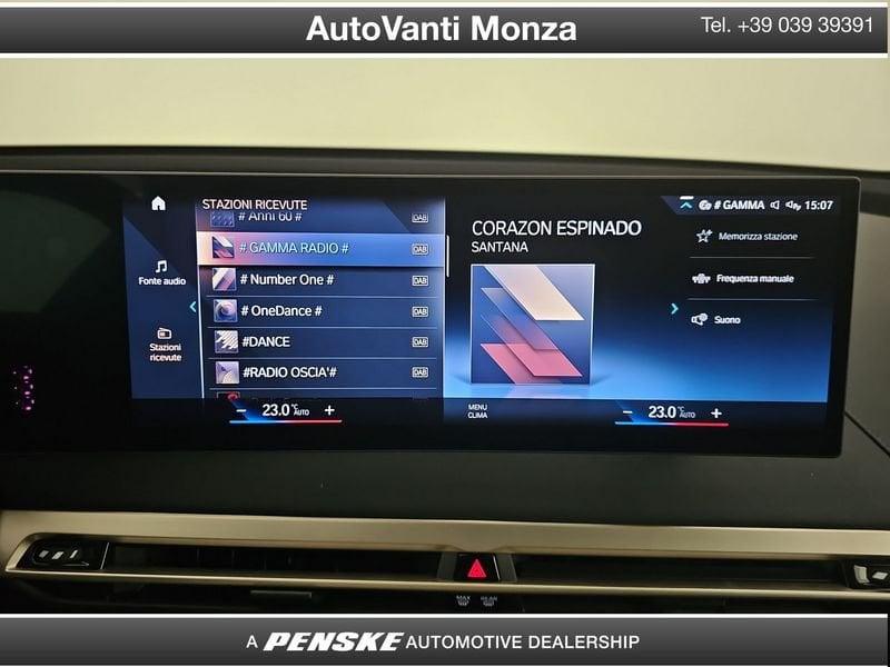BMW iX iX xDrive40 Pacchetto Sportivo