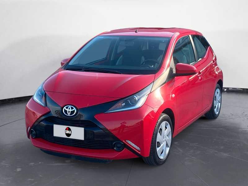 TOYOTA Aygo 5p 1.0 x-play AuToMaTica