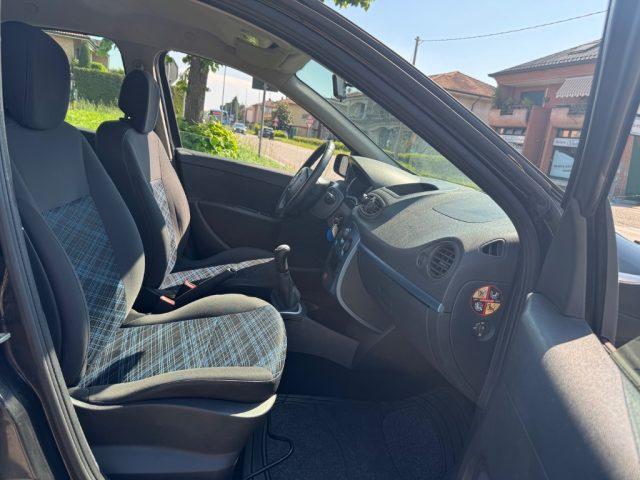 RENAULT Clio 1.2 16V 5 porte Le Iene