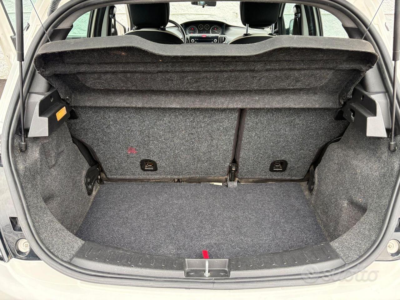 LANCIA Y 1.2 Benzina Platinum 5p (70cv)