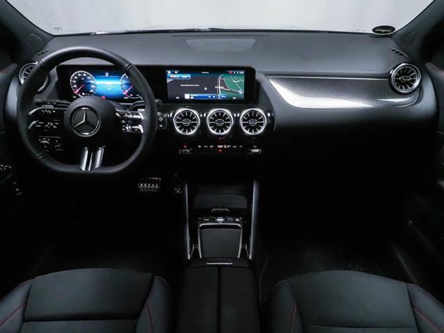 MERCEDES-BENZ GLA 180 Automatic AMG Line Advanced Plus