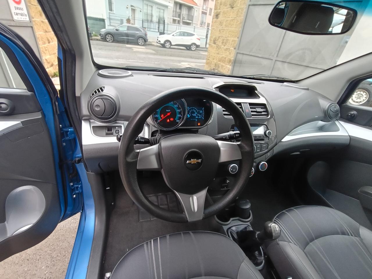 Chevrolet Spark 1.0 LT