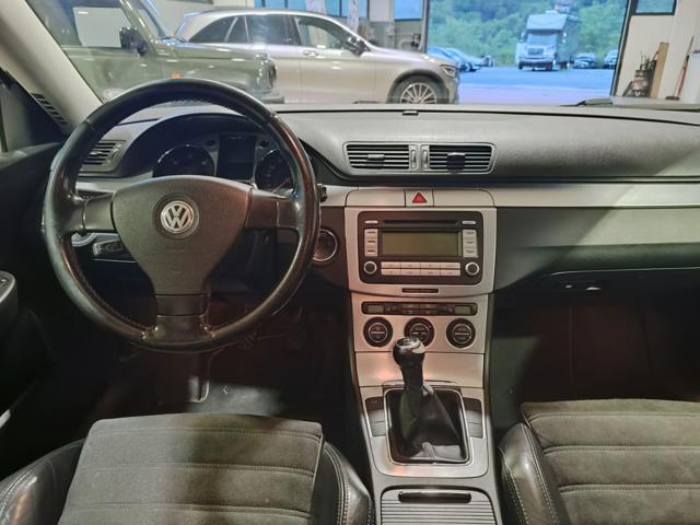 VOLKSWAGEN Passat 2.0 TDI DPF 4mot. Var. Highline 4X4