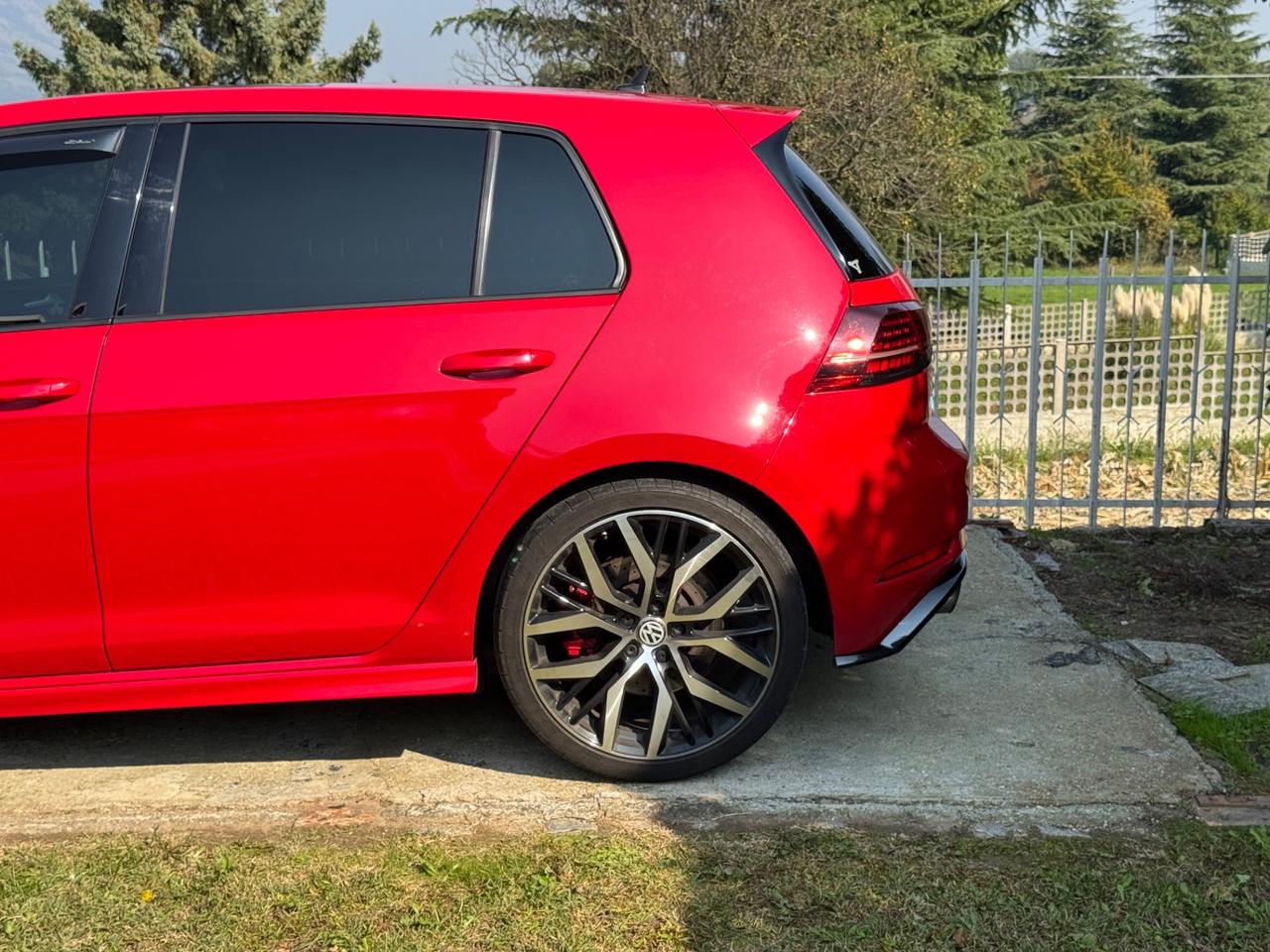 Volkswagen Golf R 2.0 DSG 5p.