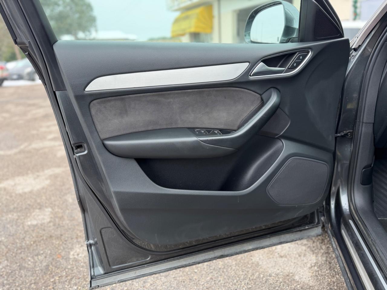 Audi Q3 2.0 TDI 150 CV quattro S tronic edition Sport