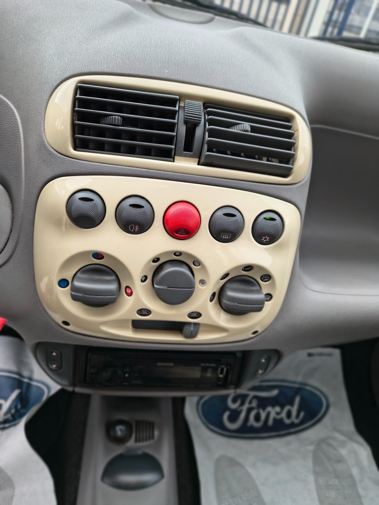 Fiat 600 1.1 Active Suite